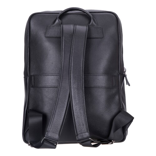 Hidden_Castle_Leather_Backpack_03.jpg