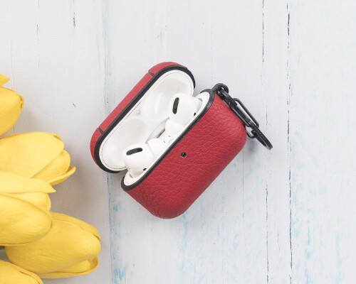 Juni_Leather_AirPods_Pro_1_and_AirPods_Pro_2_Case_15.jpg