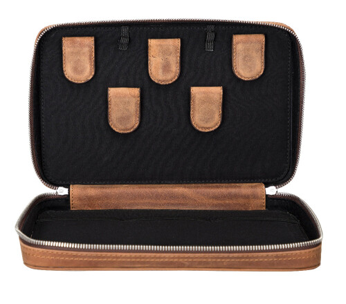 Leather_Travel_Cable_Organizer_02.jpg