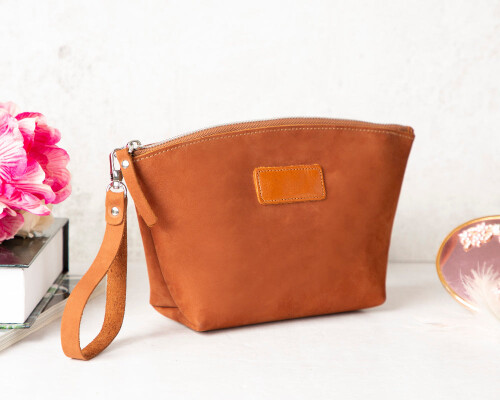 Luna_Leather_Makeup_Bag_06.jpg