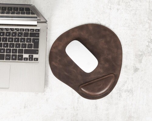 Cushioned_Leather_Mouse_Pad_25.jpg