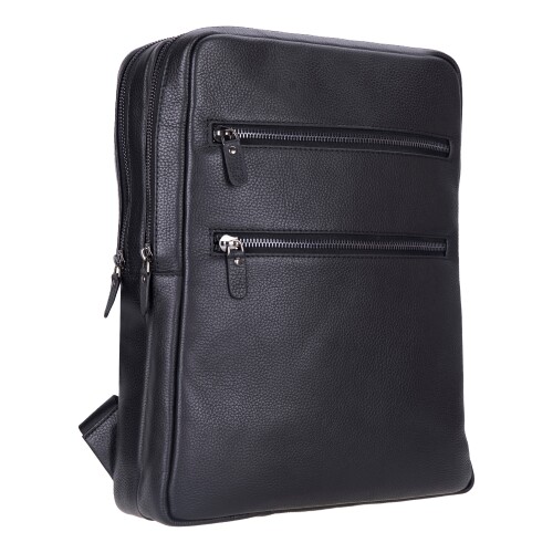Hidden_Castle_Leather_Backpack_01.jpg
