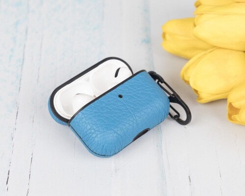Juni_Leather_AirPods_Pro_1_and_AirPods_Pro_2_Case_76.jpg